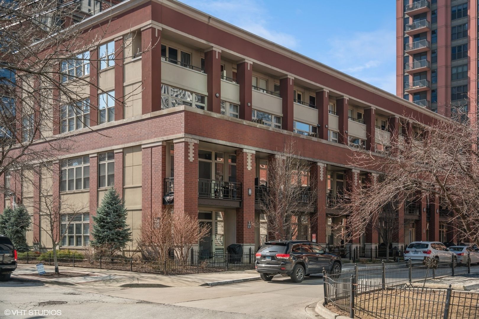 324 N Jefferson Street 107
