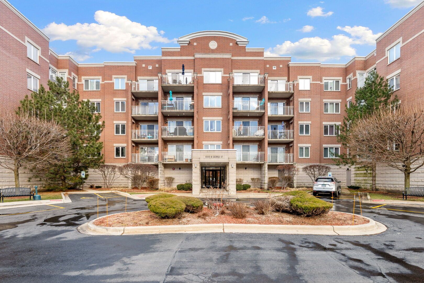 6559 W George Street 309