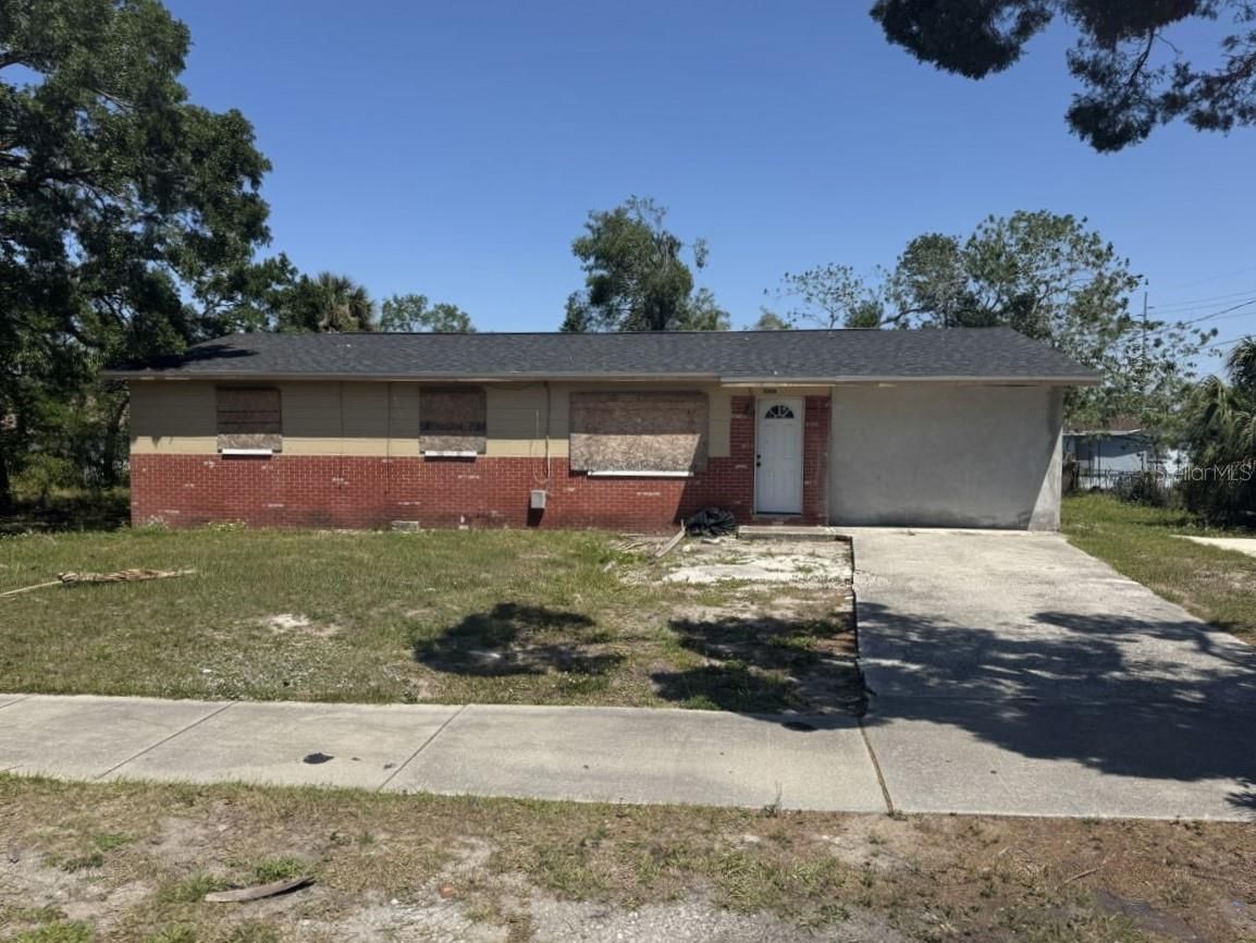 3308 E Frierson Avenue