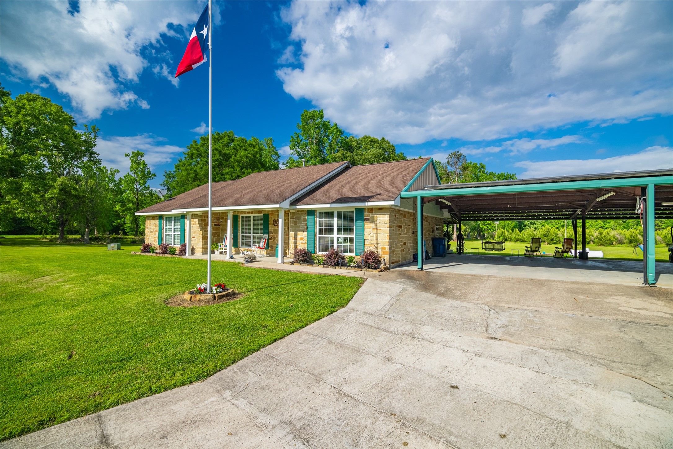 2360 County Road 2071