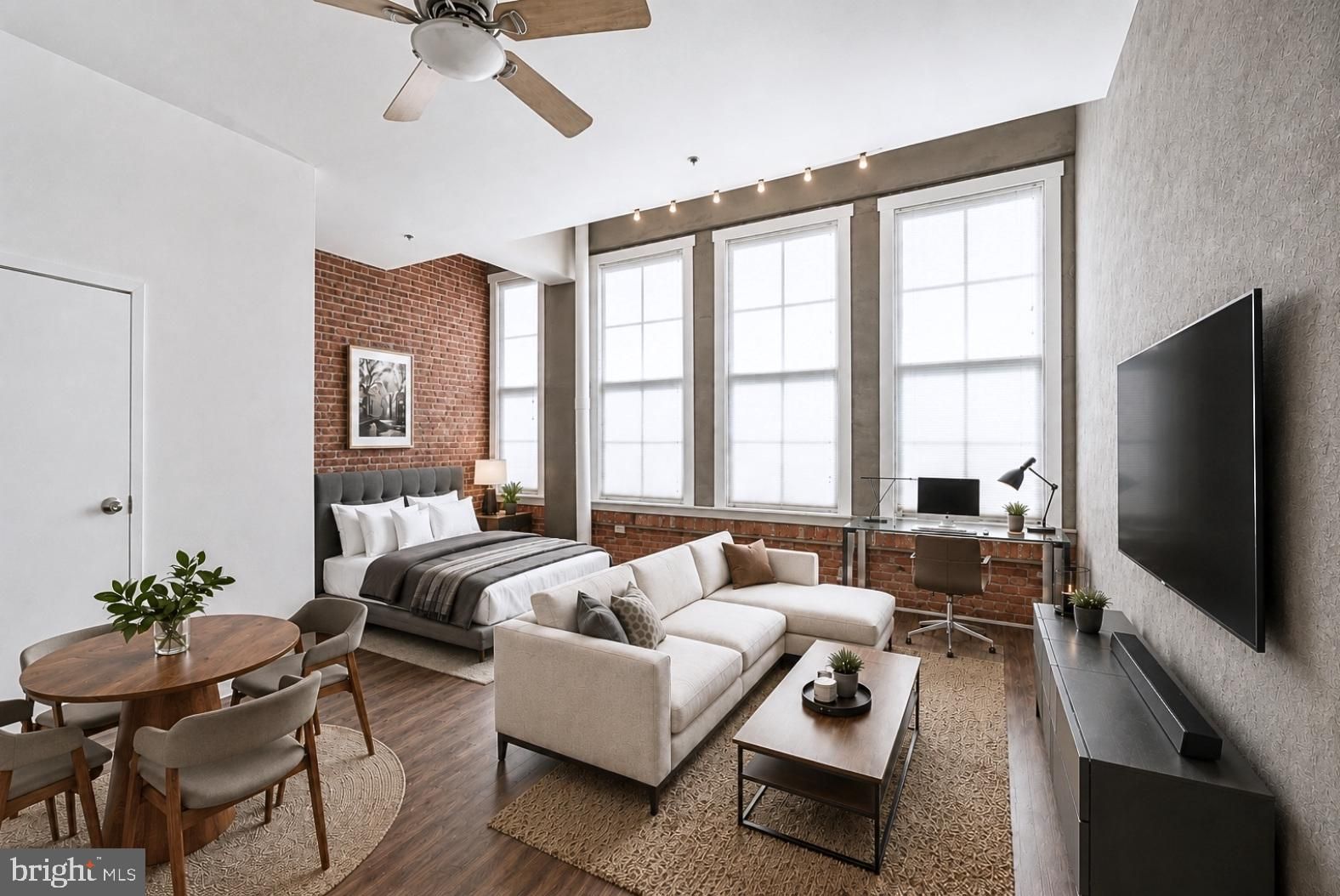315 New Street 604