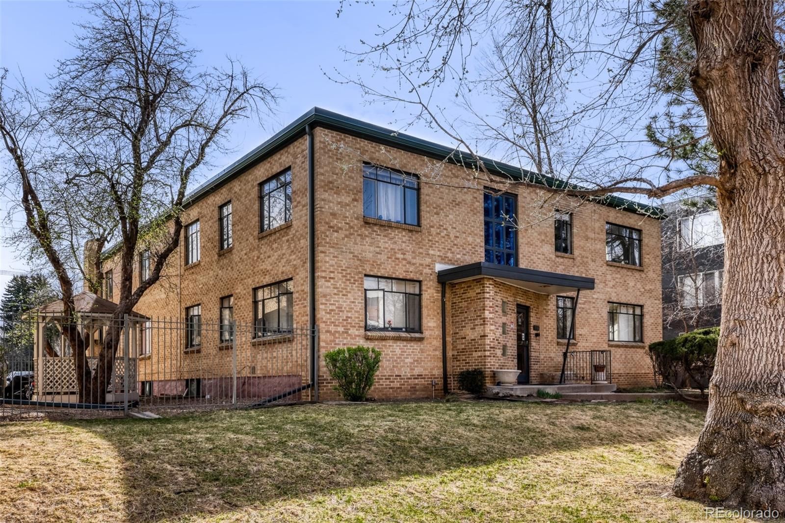 1182 N Clermont Street 101