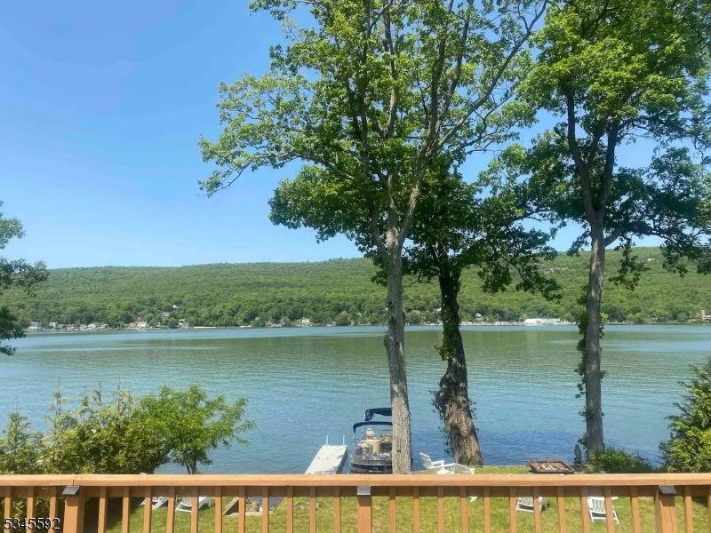 857 E Shore Rd