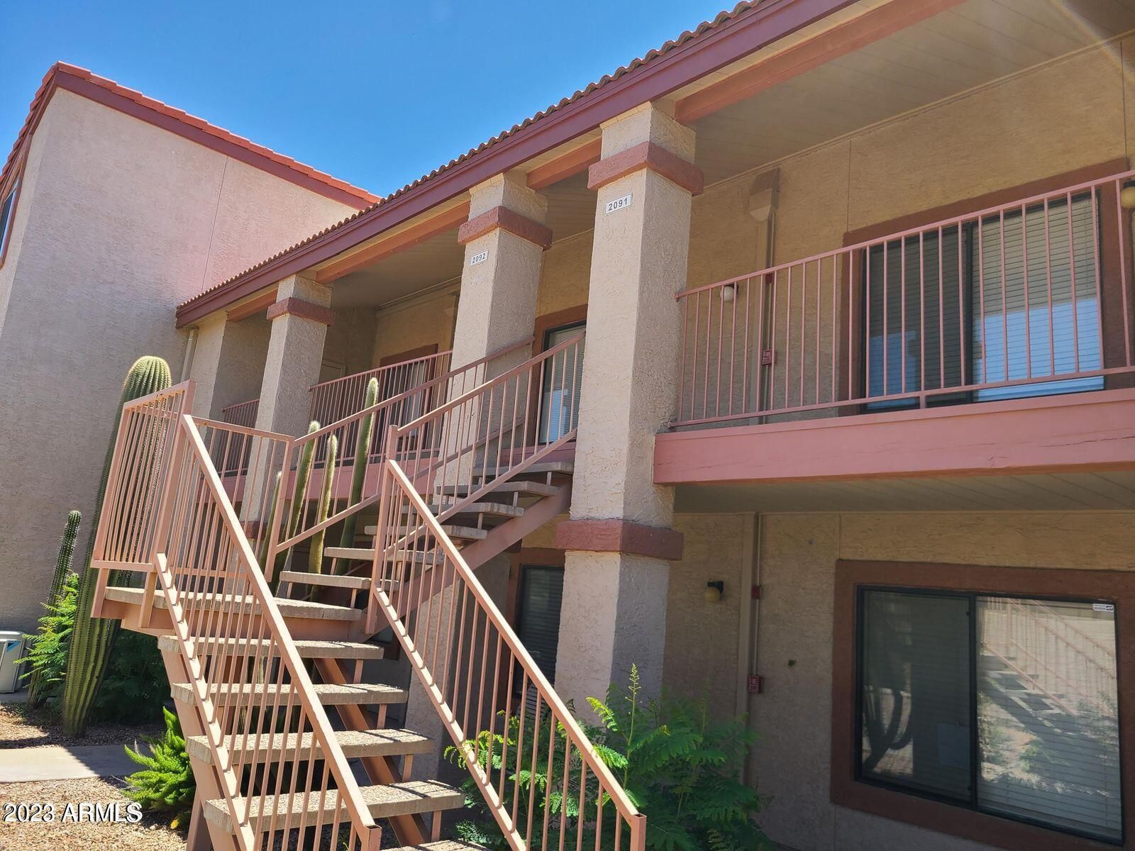 1440 N Idaho Road 2092