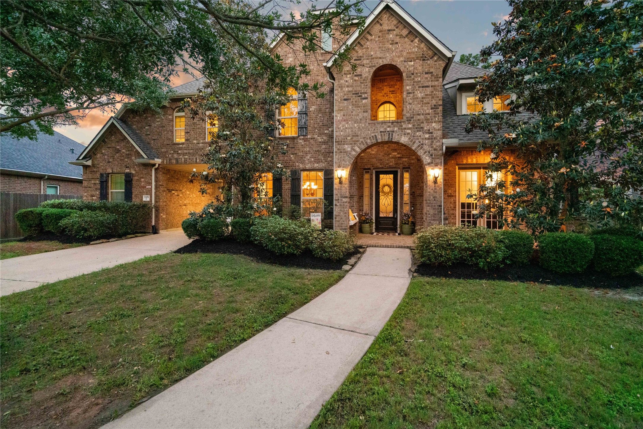 13851 Oak Fair Bend