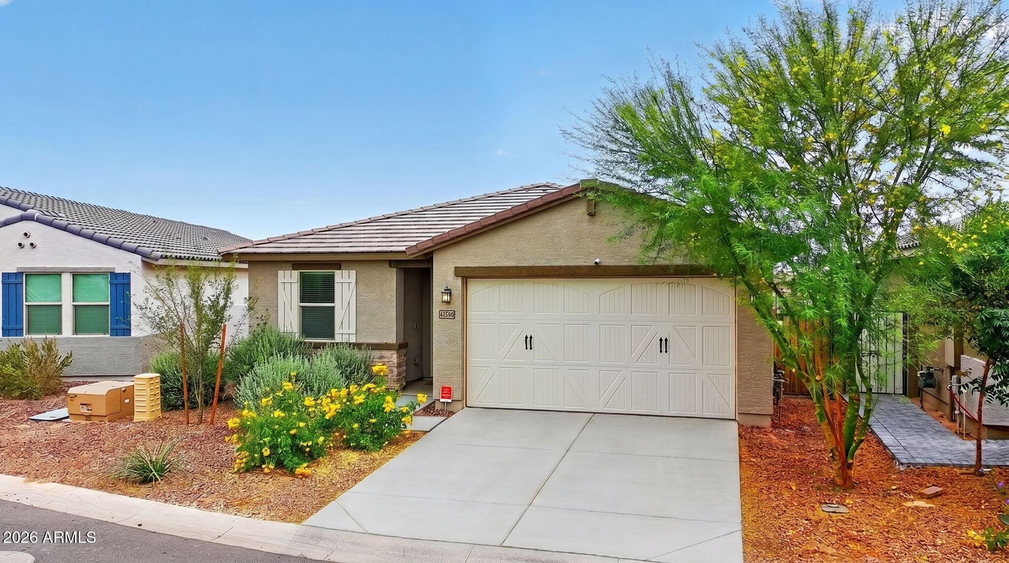 41590 W Dusty Creek Drive