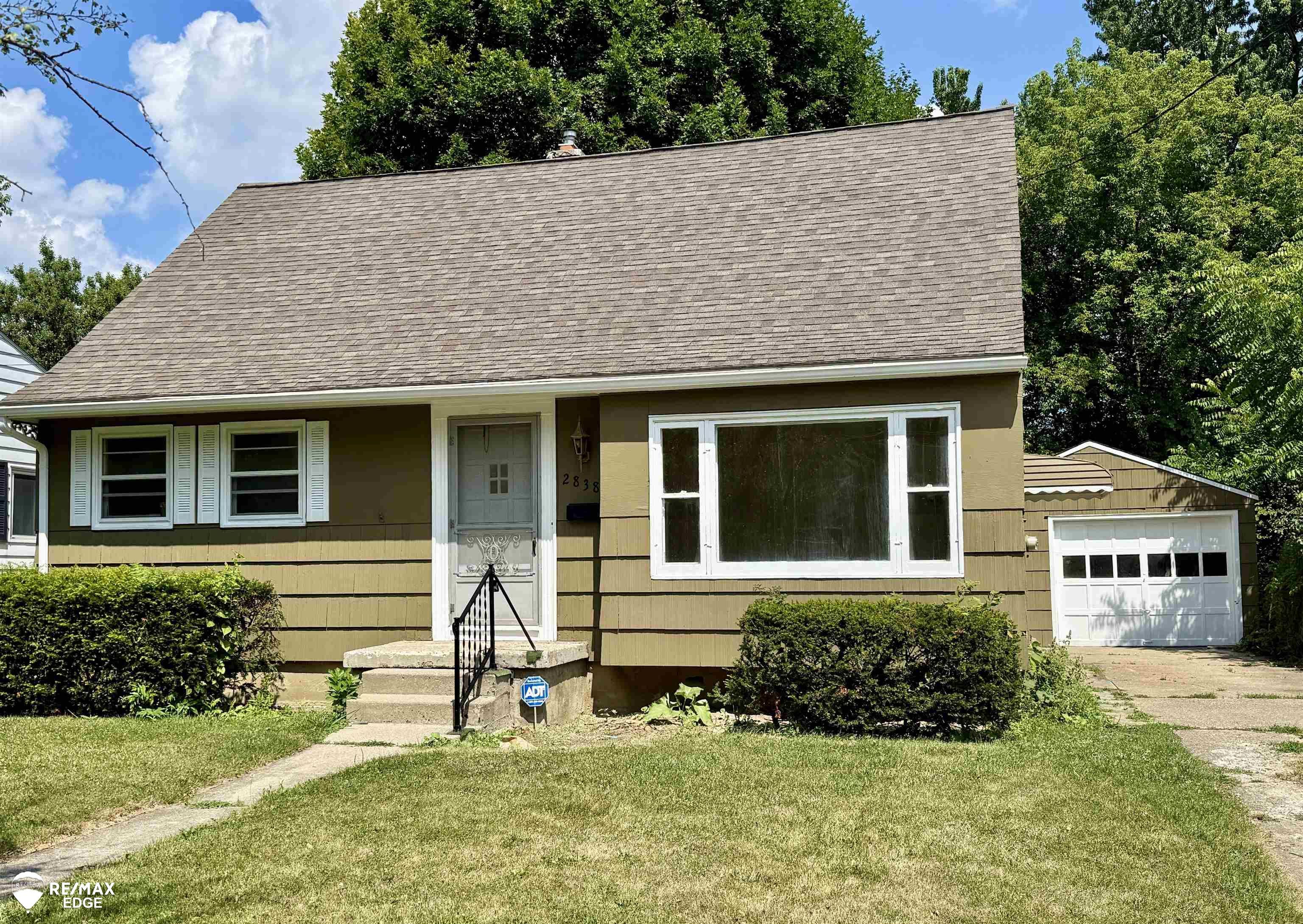 2838 Yale Street