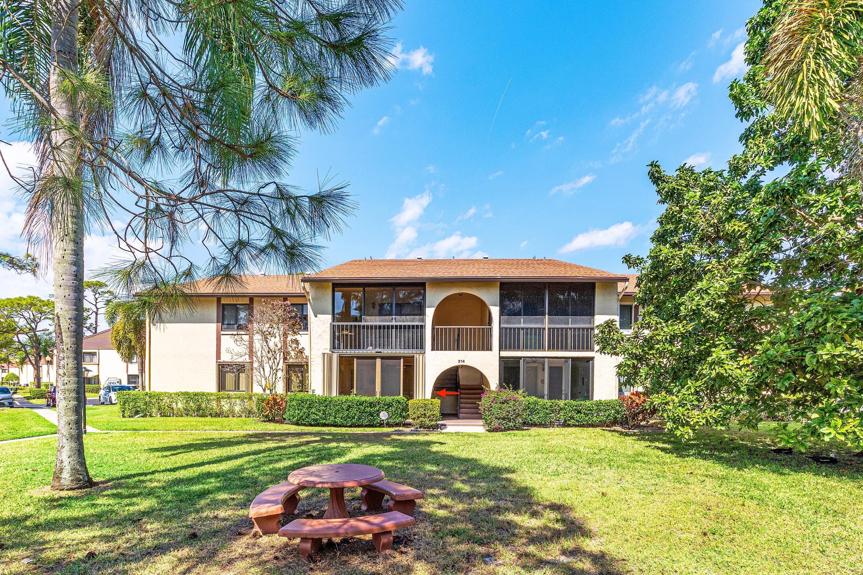 314 Knotty Pine Circle C-1