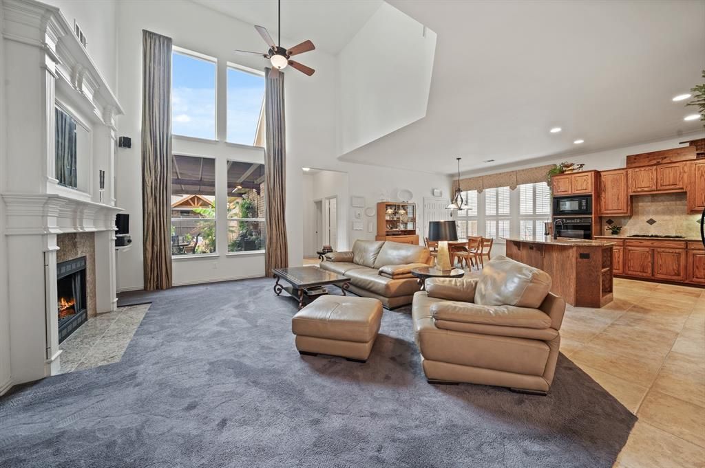 404 Creekside Drive
