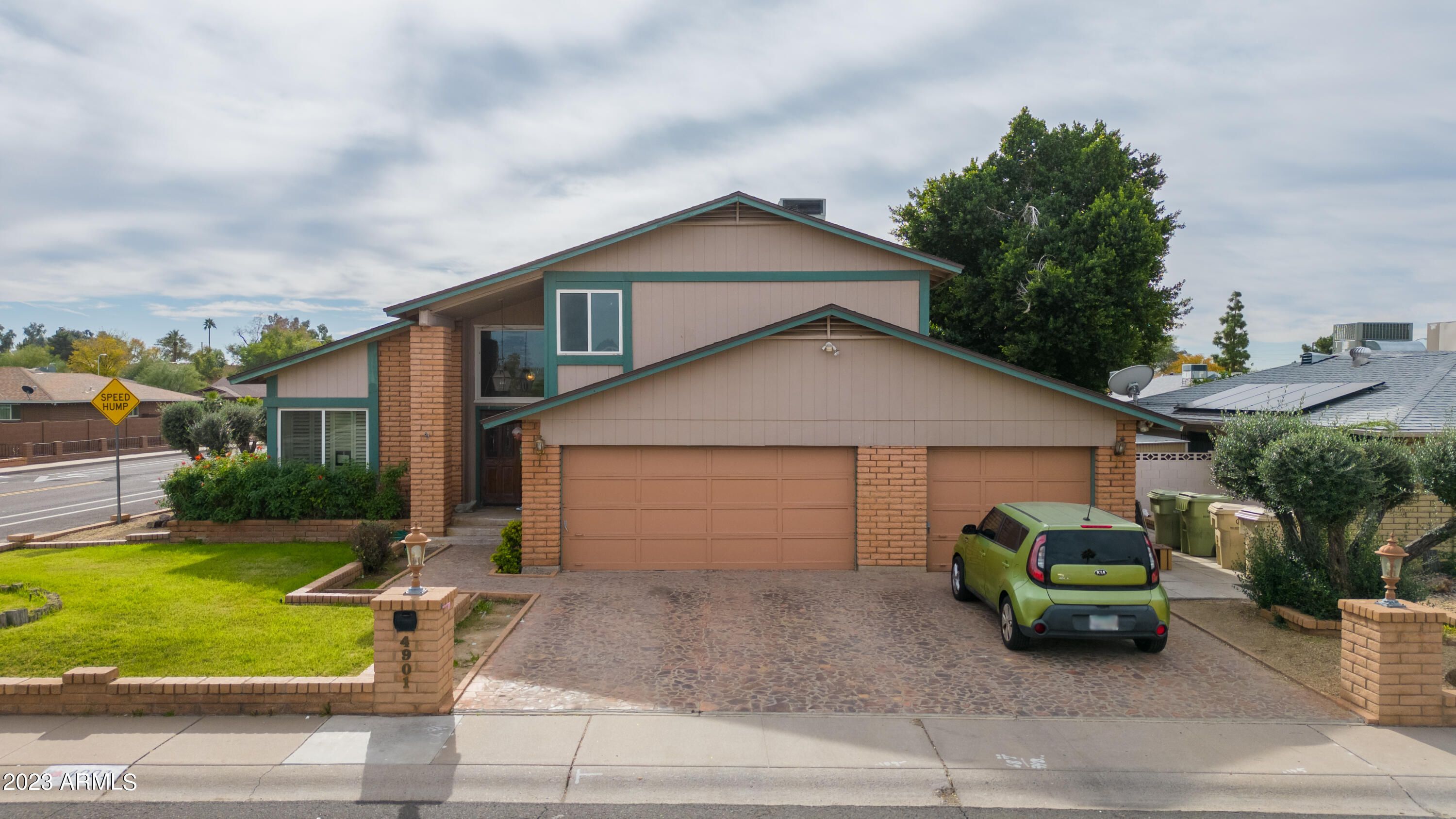 4901 W Royal Palm Road