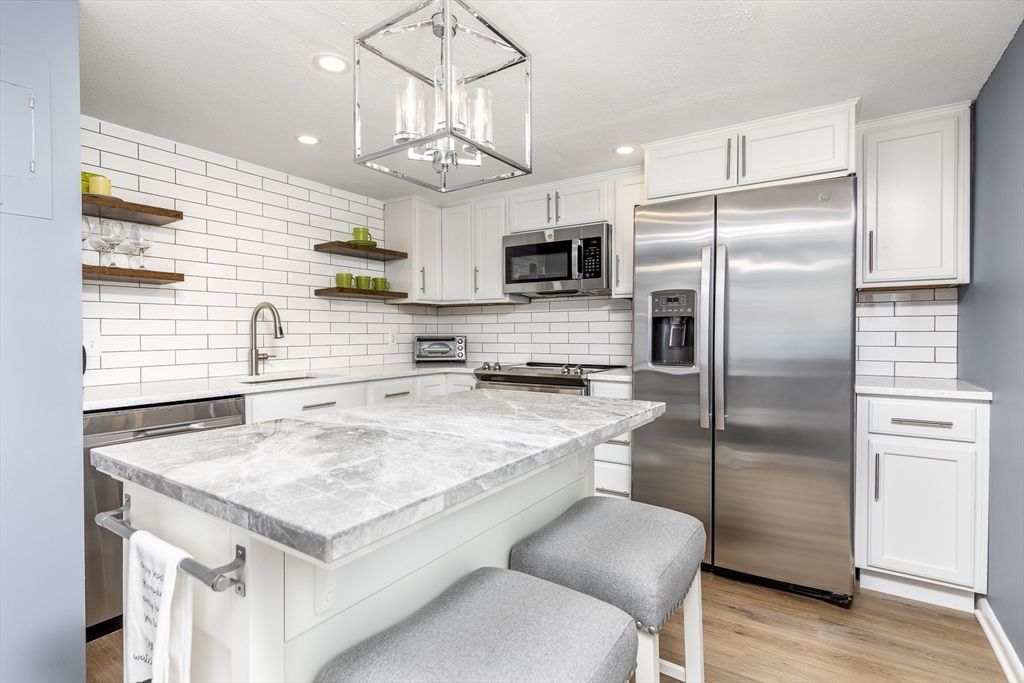 404 Paradise Road 1C