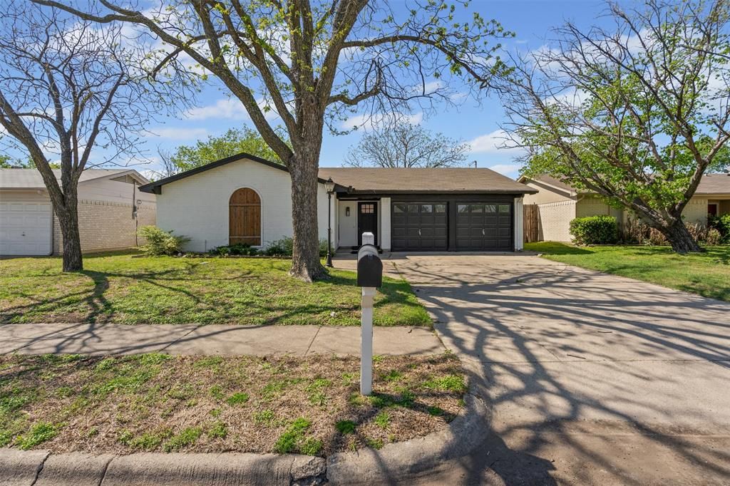 6361 Dorchester Trail