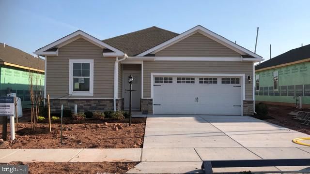 19 Quiet Creek Drive