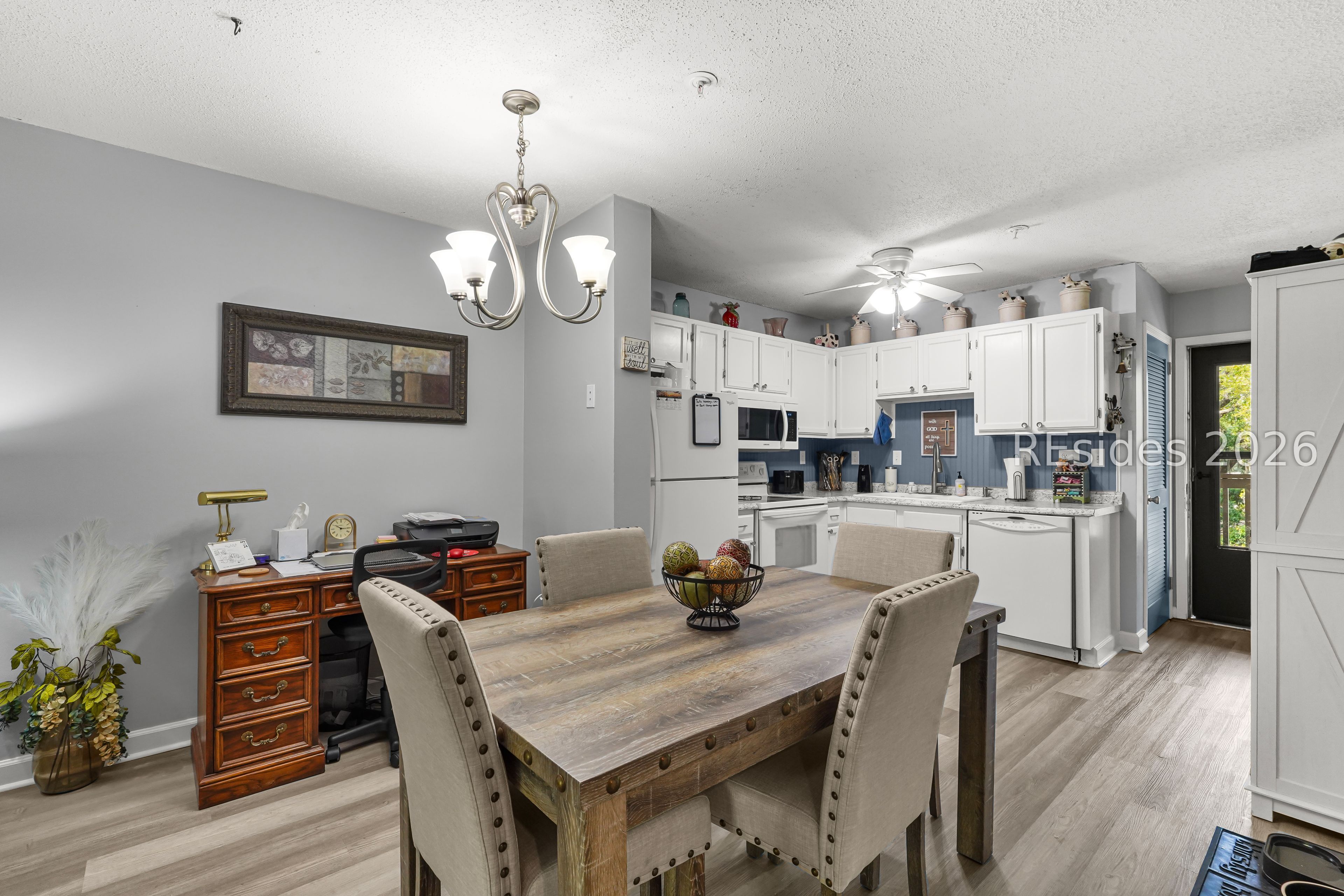 239 Beach City Road 3336