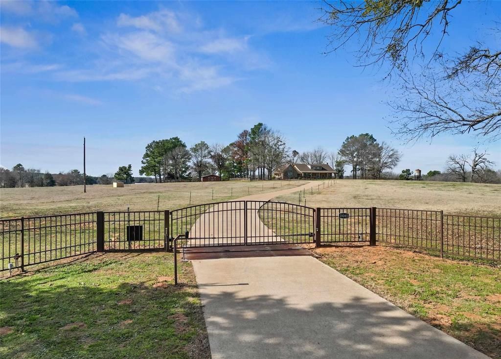 18085 County Road 479