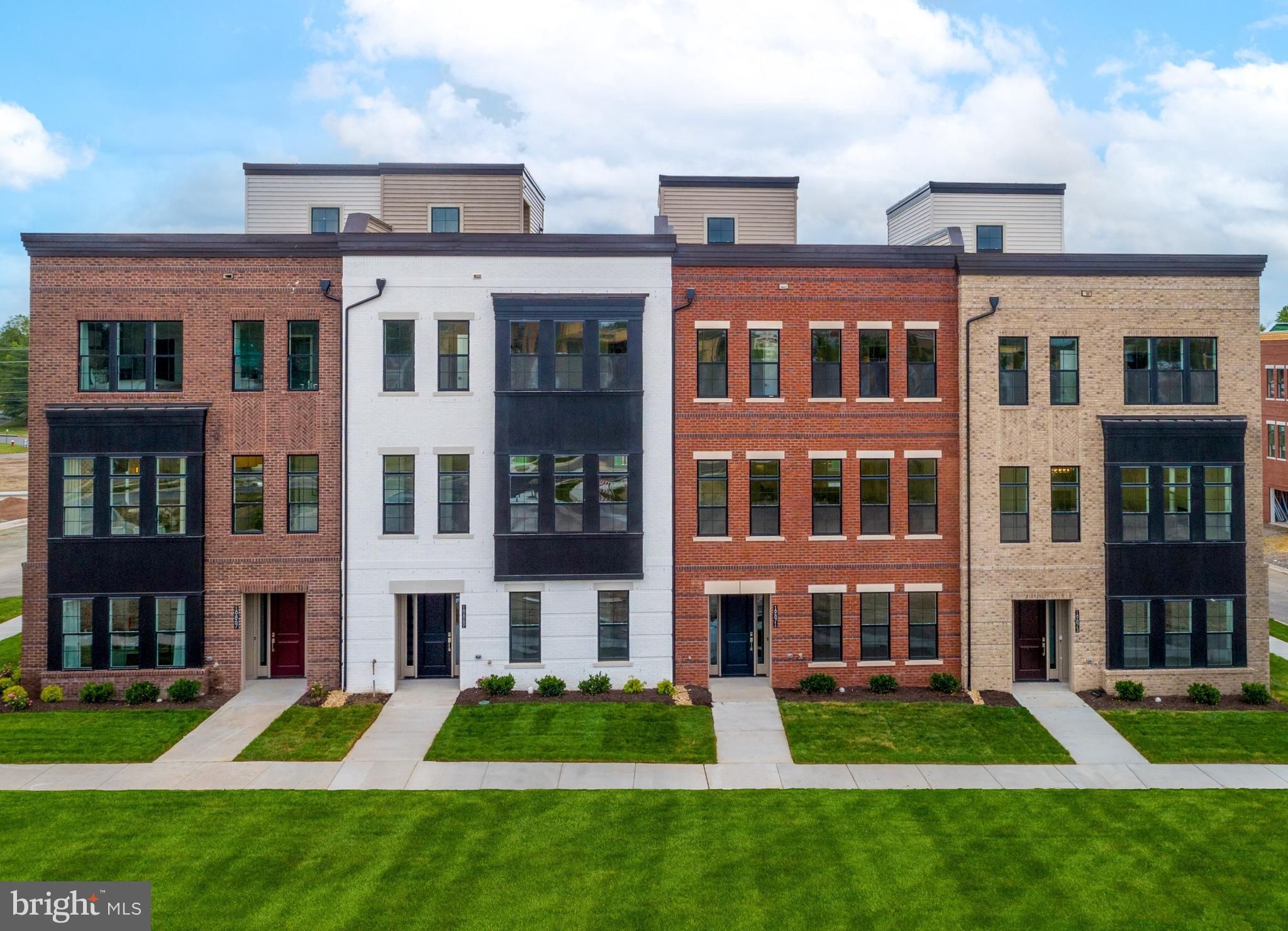 43927 Norman News Terrace