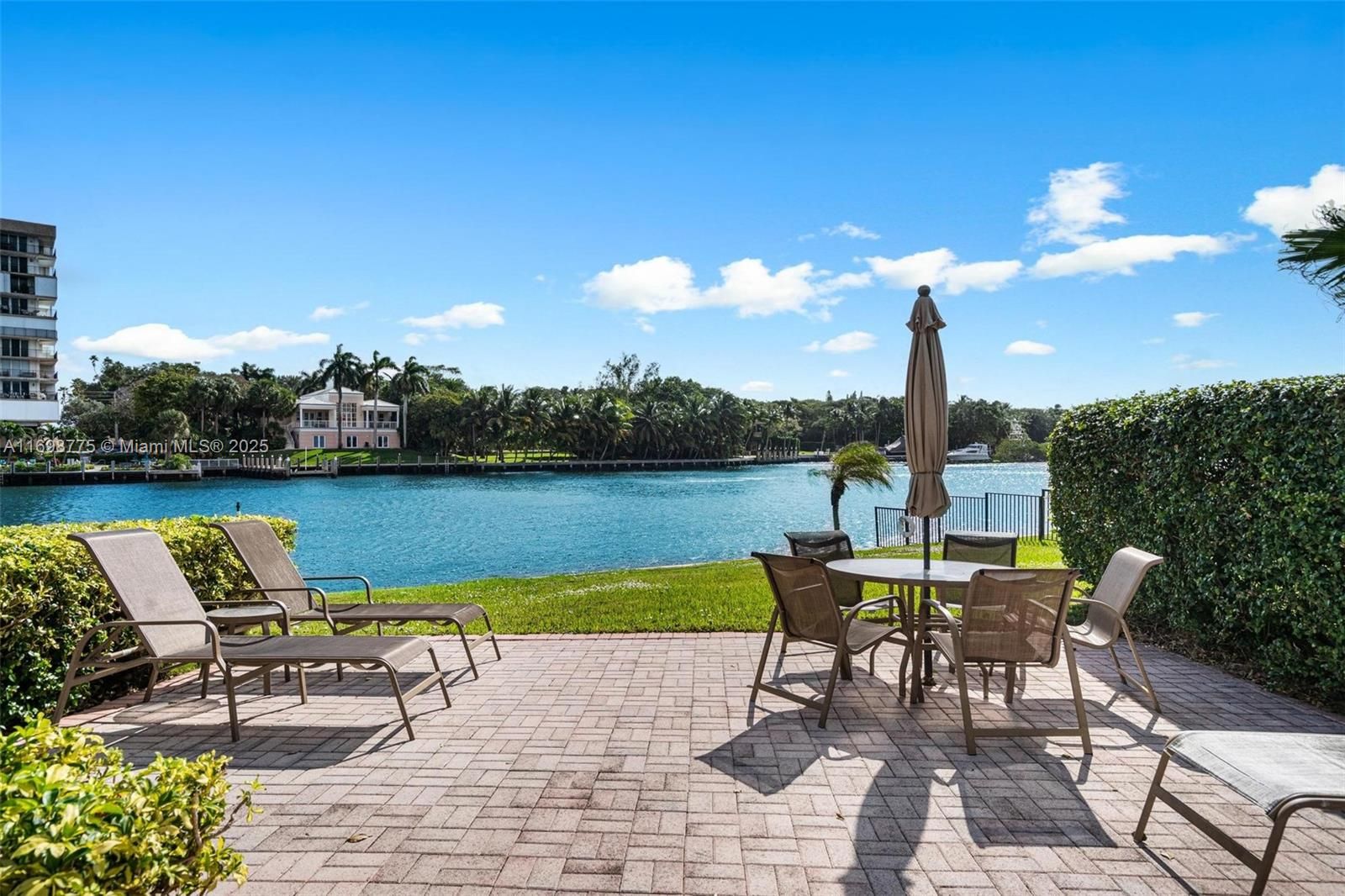 3150 Ne 48th Ct 107