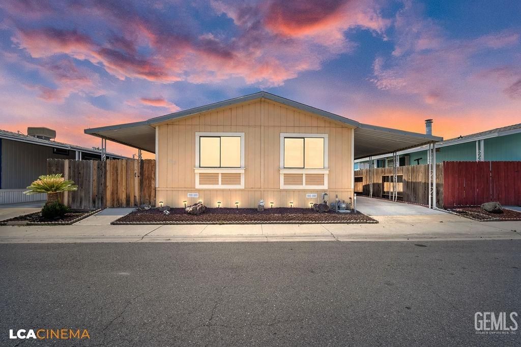 1301 Taft Highway 105