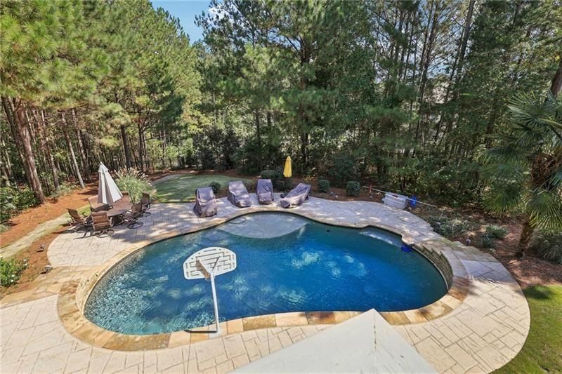 3950 Stanford Drive