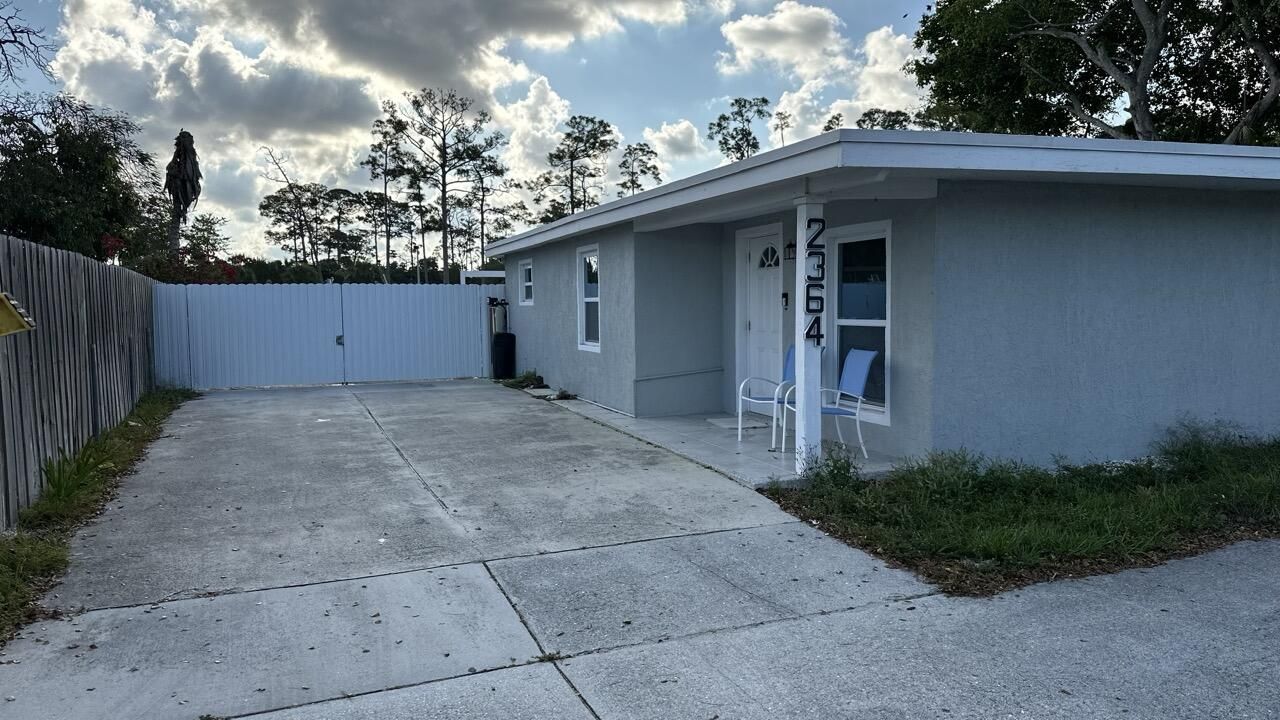 2364 S Haverhill Road