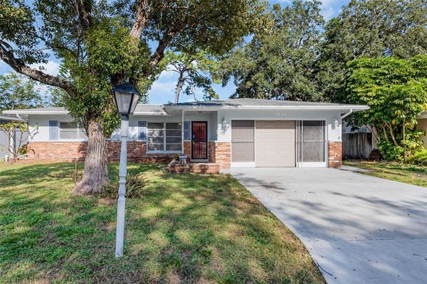 Pinewood Villas Holiday Fl Homes For Sale Real Estate Neighborhoods Com