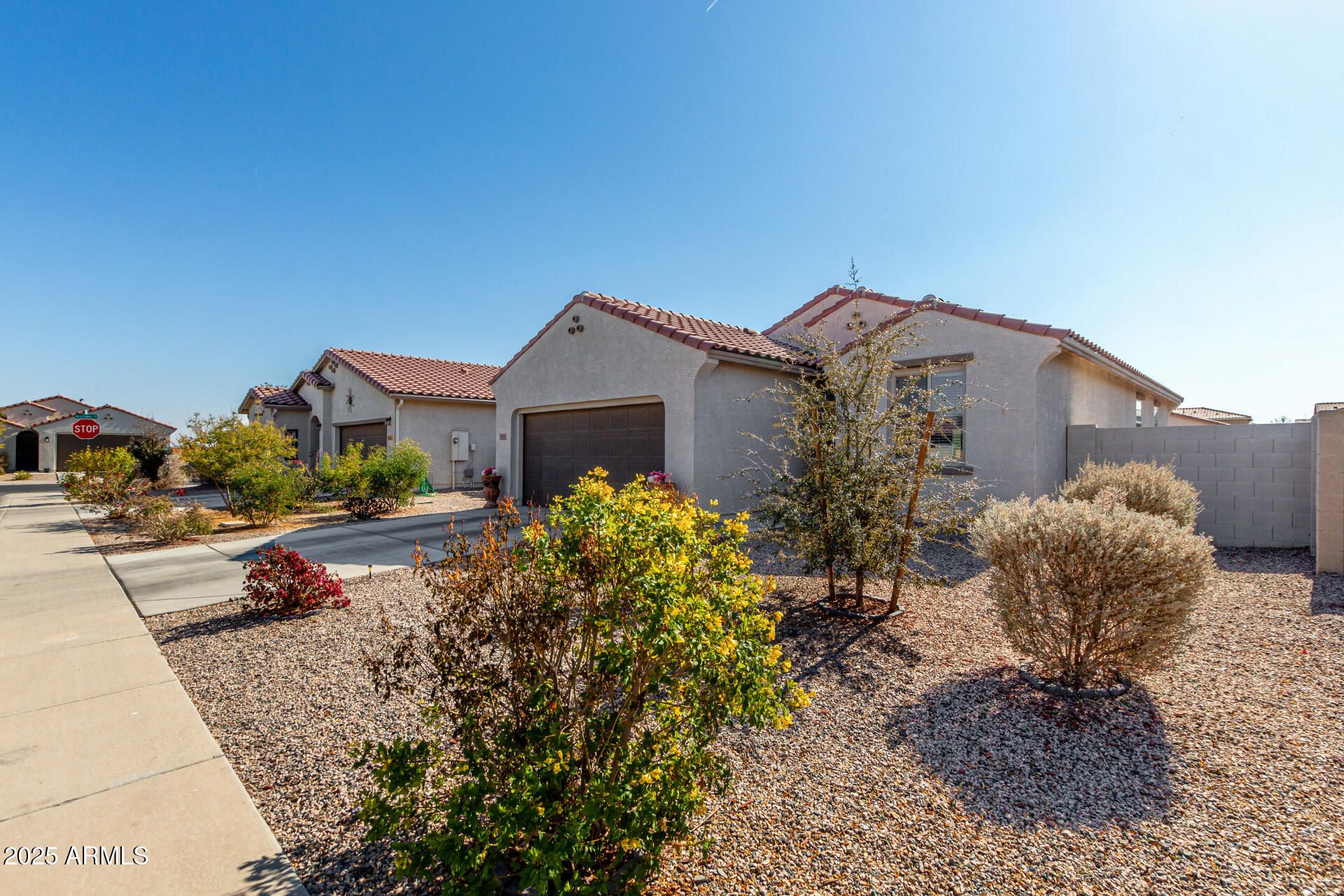 1673 E Jardin Place