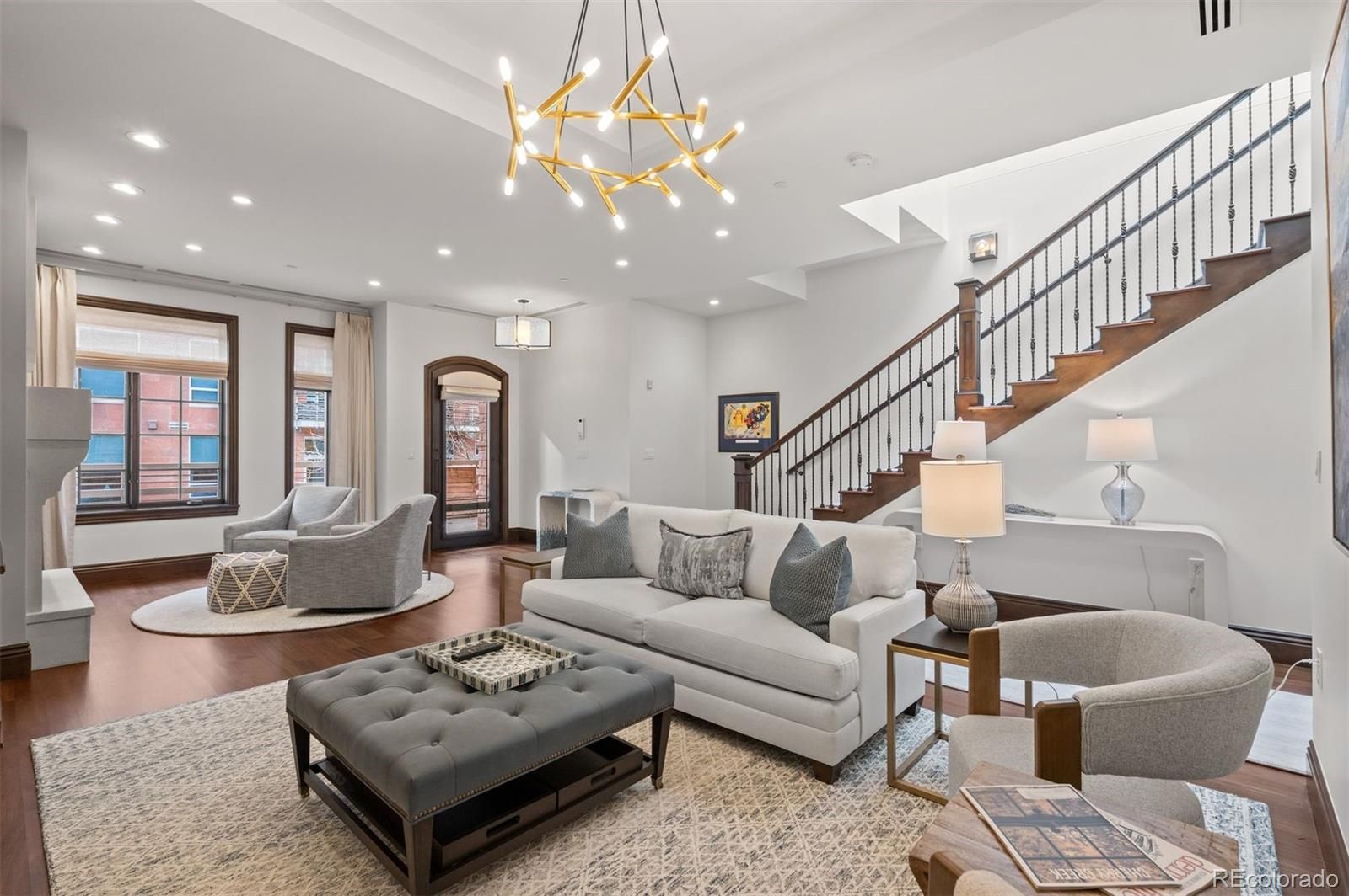 105 Fillmore Street 203