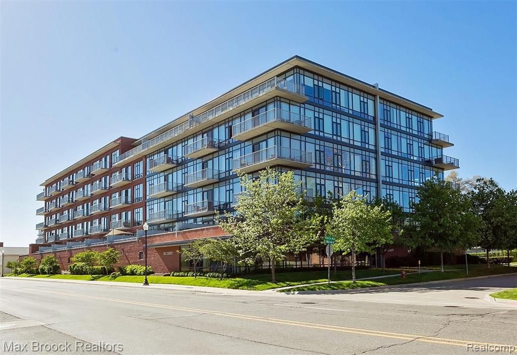 101 Curry Avenue 432
