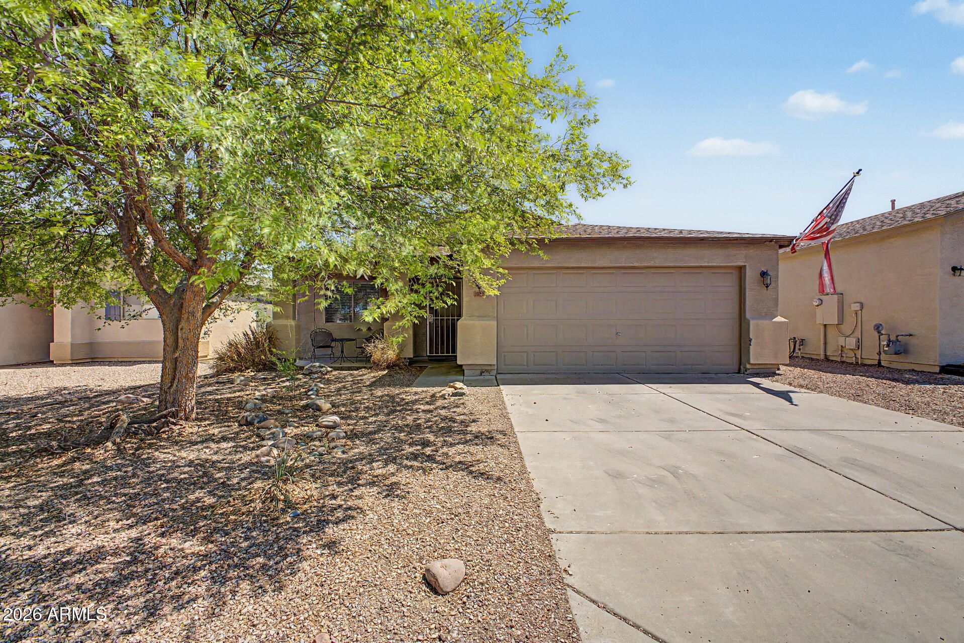 1085 E Desert Rose Trail