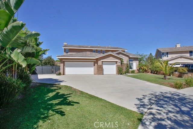 1606 Via Roma Circle