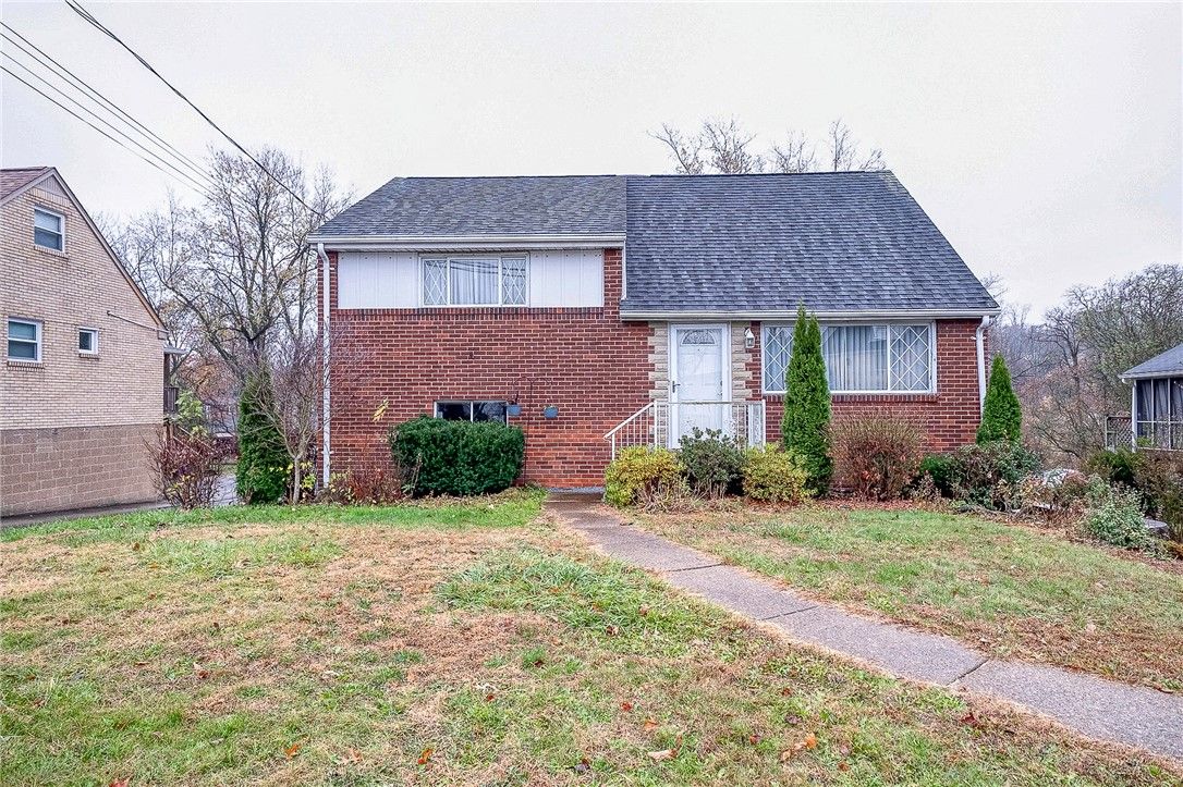 609 Regency Dr