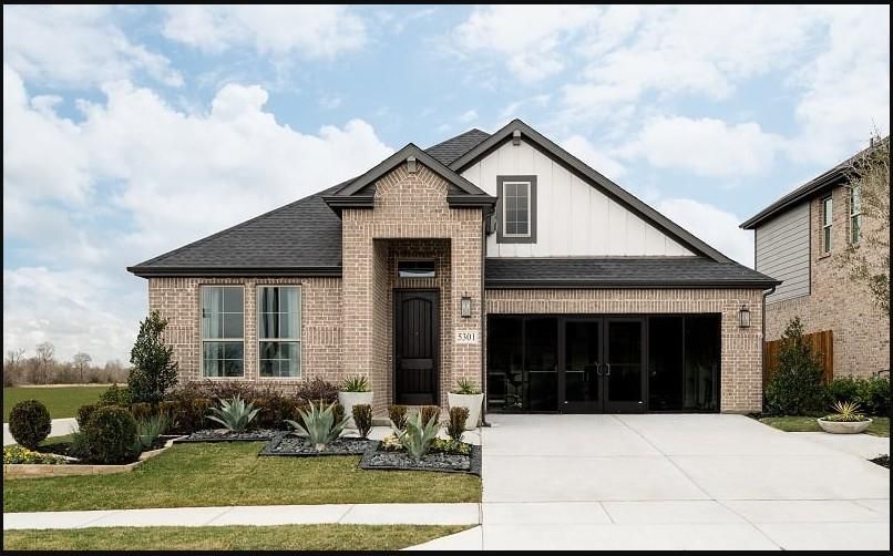 3129 Hoyle