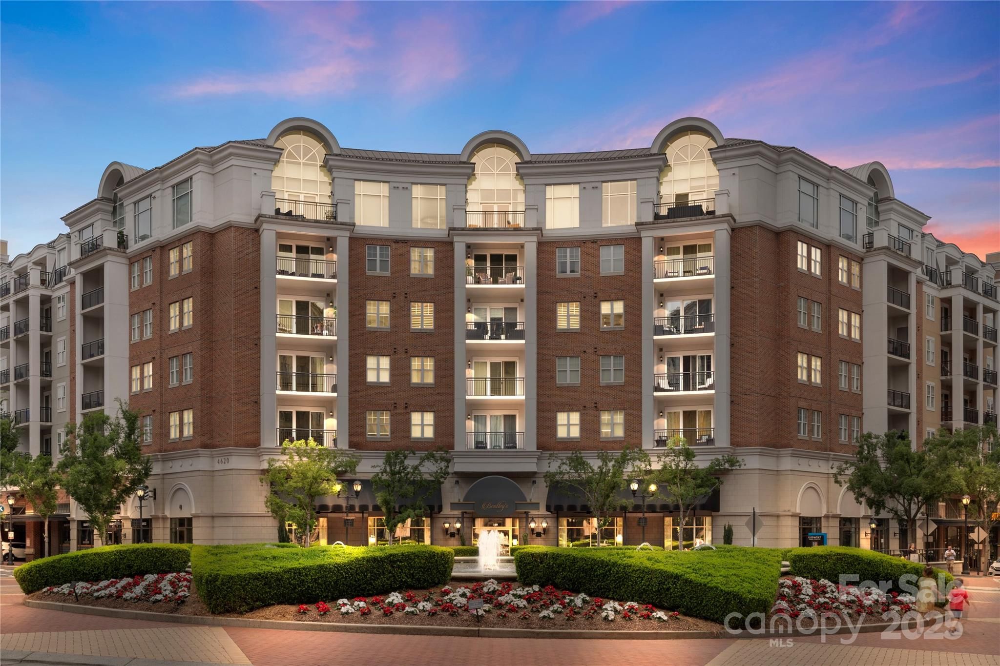 4620 Piedmont Row Drive 308