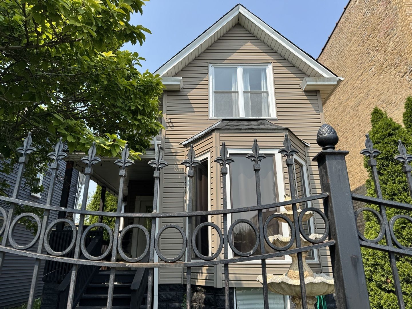 3908 N Bernard Street