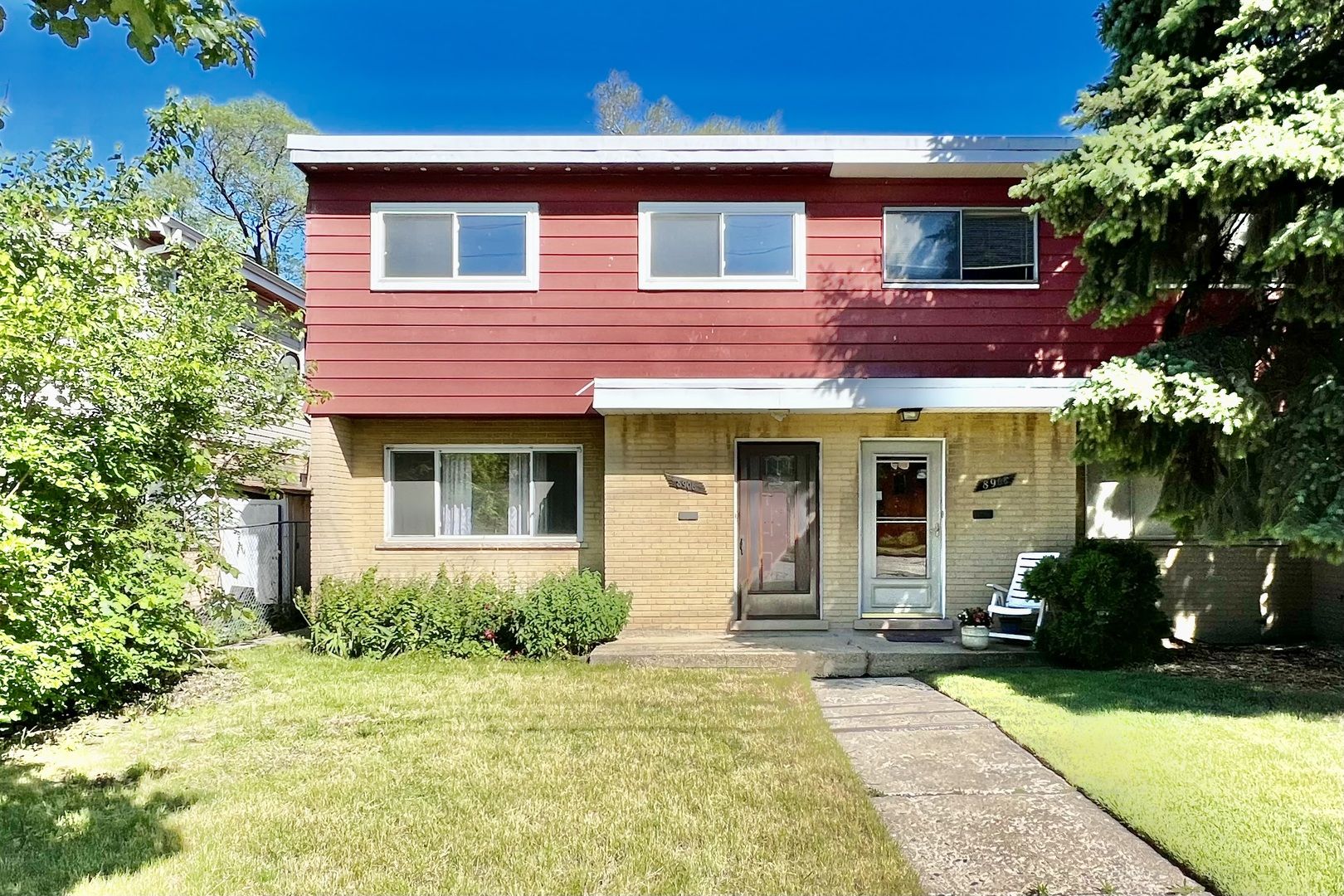 8906 Gross Point Road