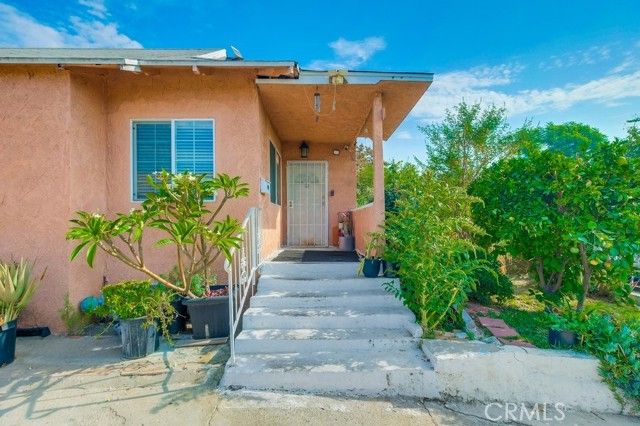 2663 Loosmore Street