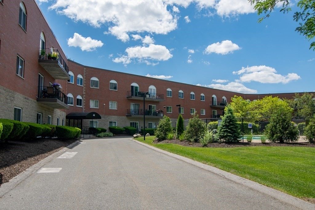 44 Loomis Street 308A
