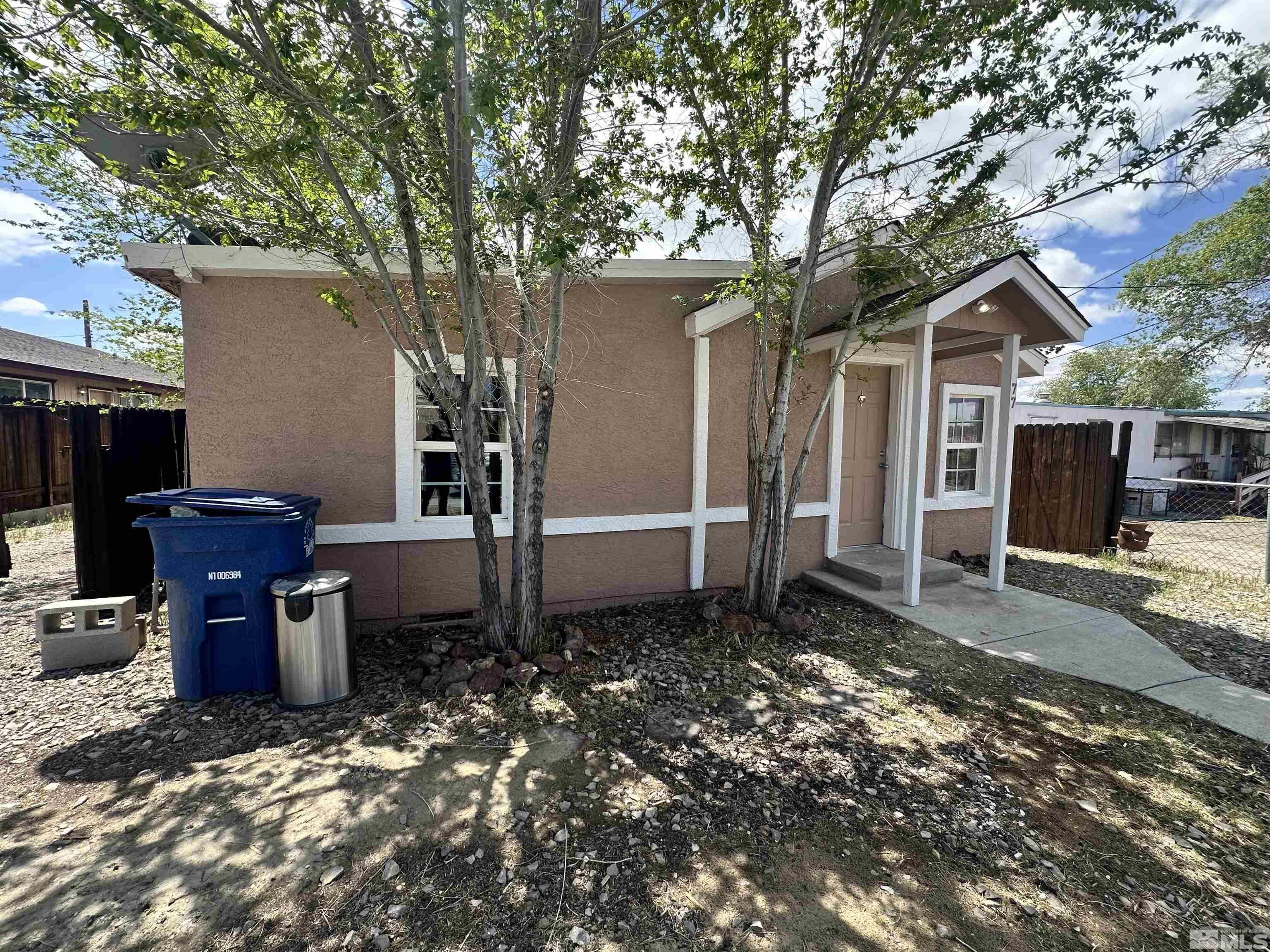77 W Front Street