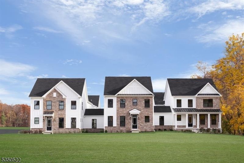 10 Willow Ln
