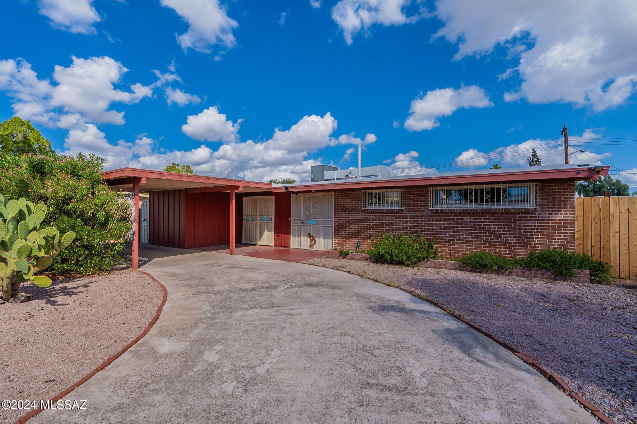 7417 E Beverly Drive