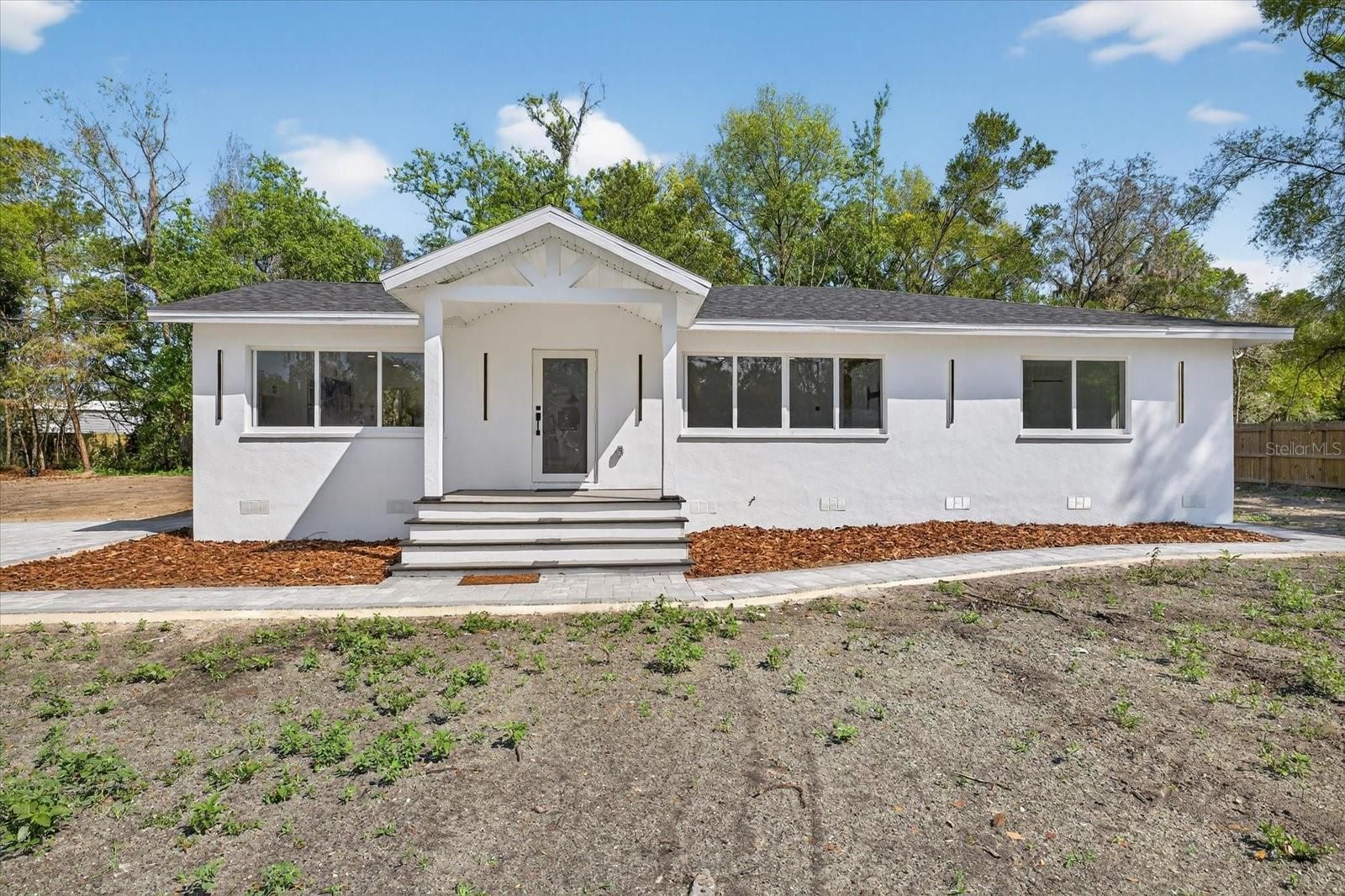 17607 Rockledge Avenue