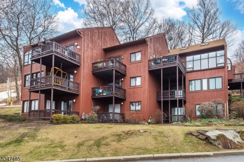 4 Winter Park Dr