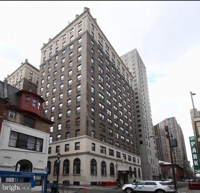 1324 Locust Street 1529
