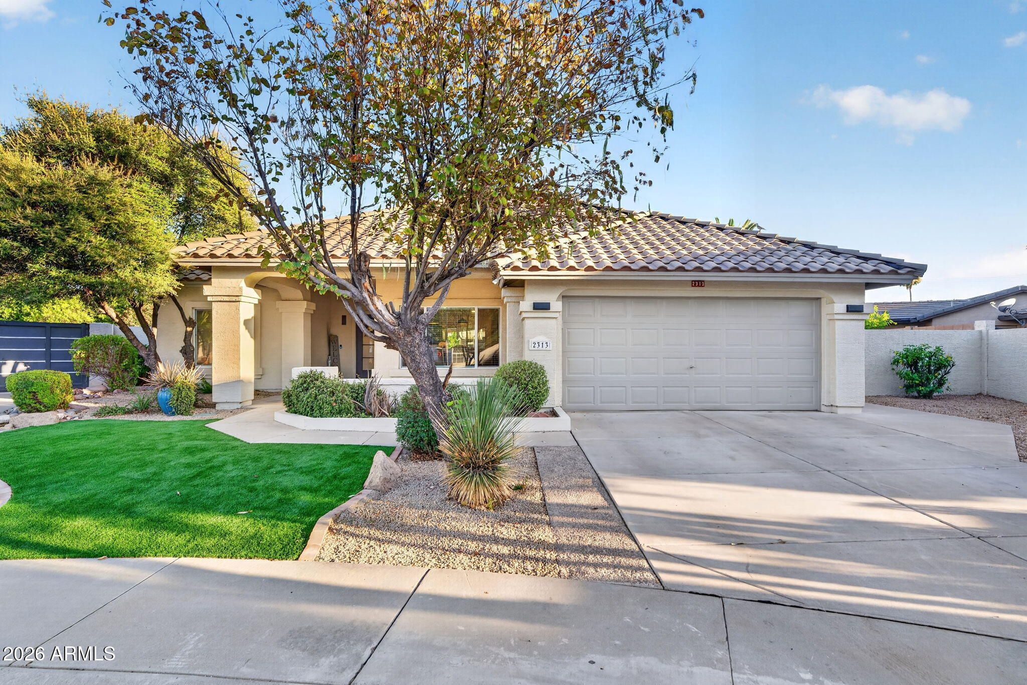 2313 E Cortez Drive