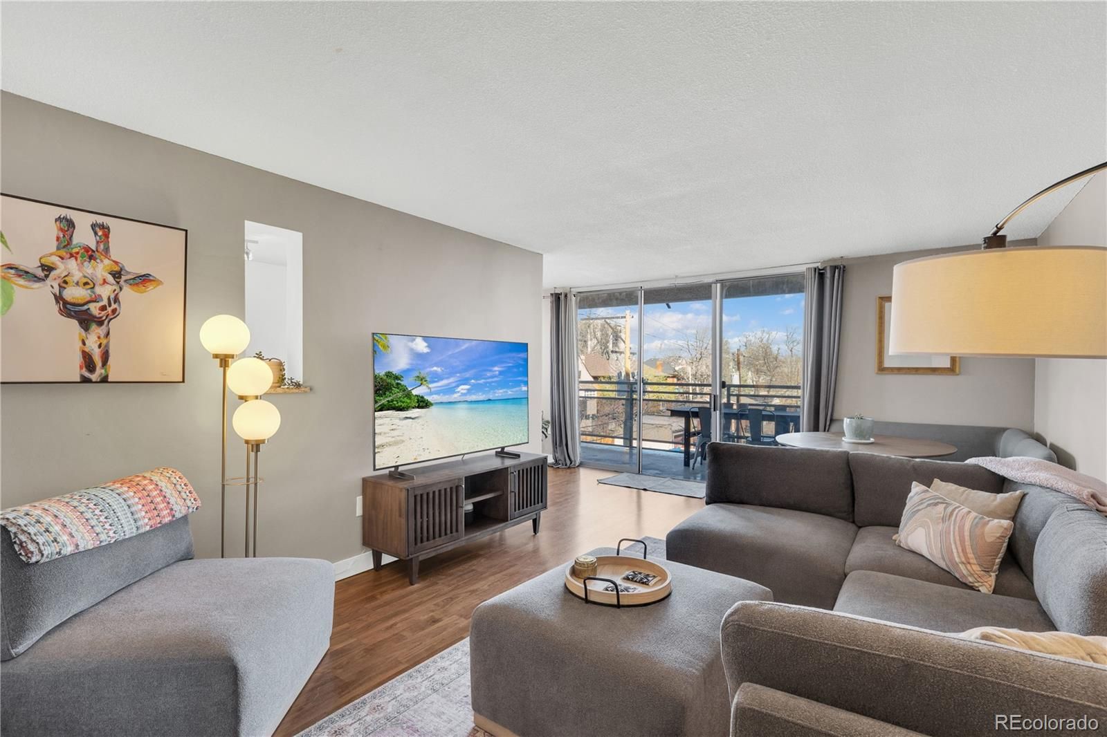 909 N Lafayette Street 304