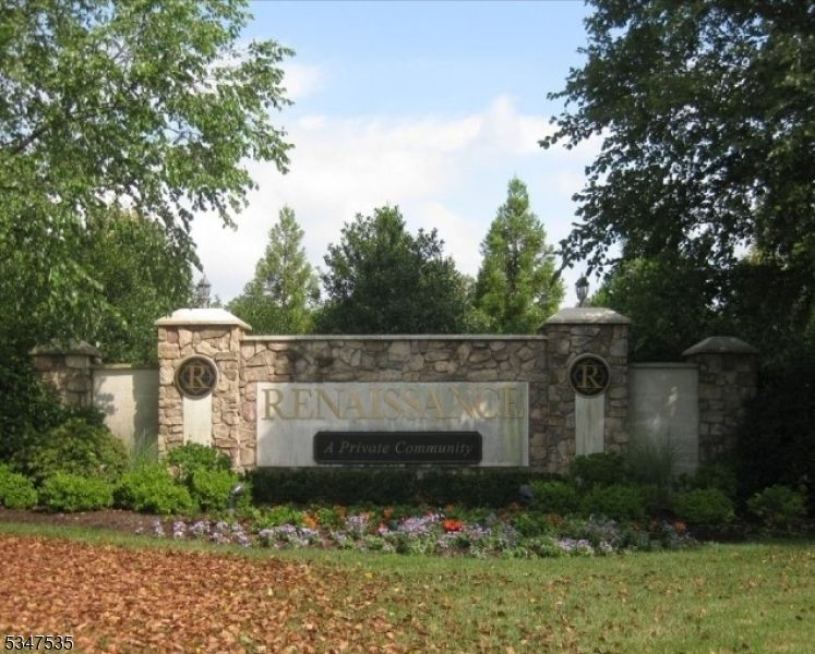 98 Renaissance Blvd