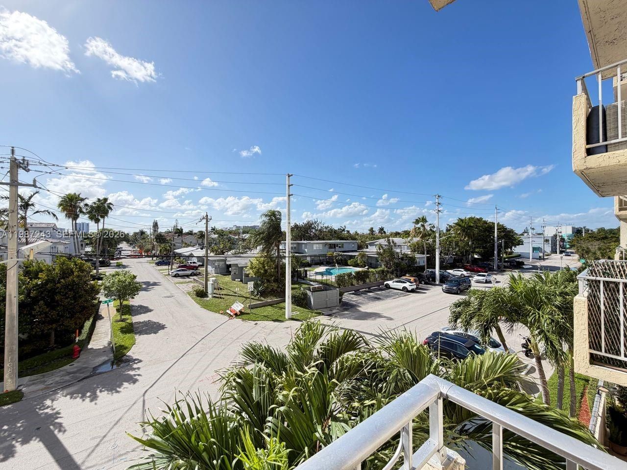 900 Ne 18th Avenue 304