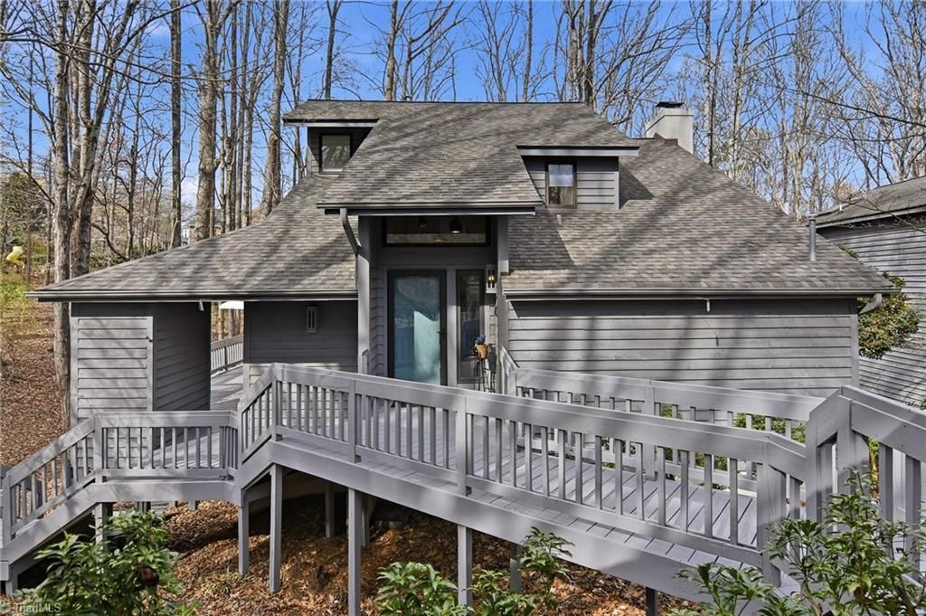 208 Forest Brook Drive