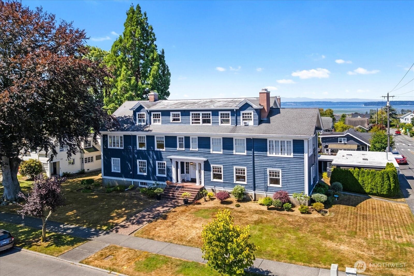 1010 Hoyt Avenue A-2