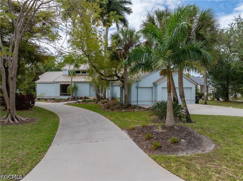 12331 Oak Brook Court
